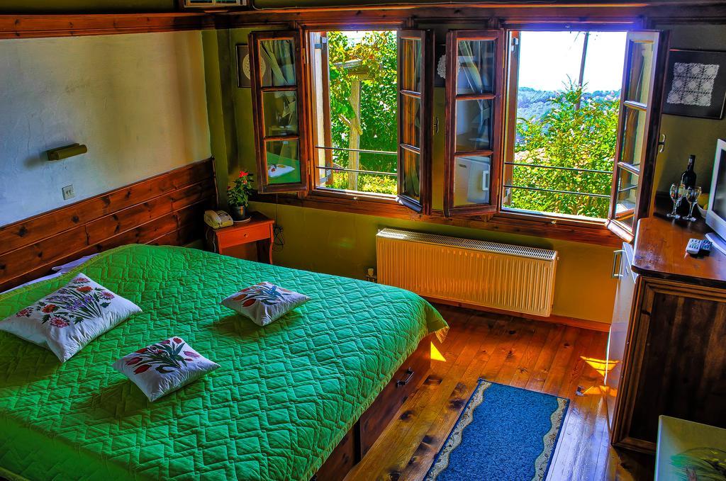 Hotel Stoikos Vyzítsa Quarto foto